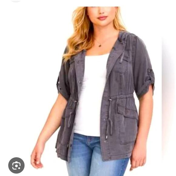 Torrid Anorak Utility Jacket Plus Size 3X Gray Hooded Drawstring Short Sleeve - Picture 1 of 5